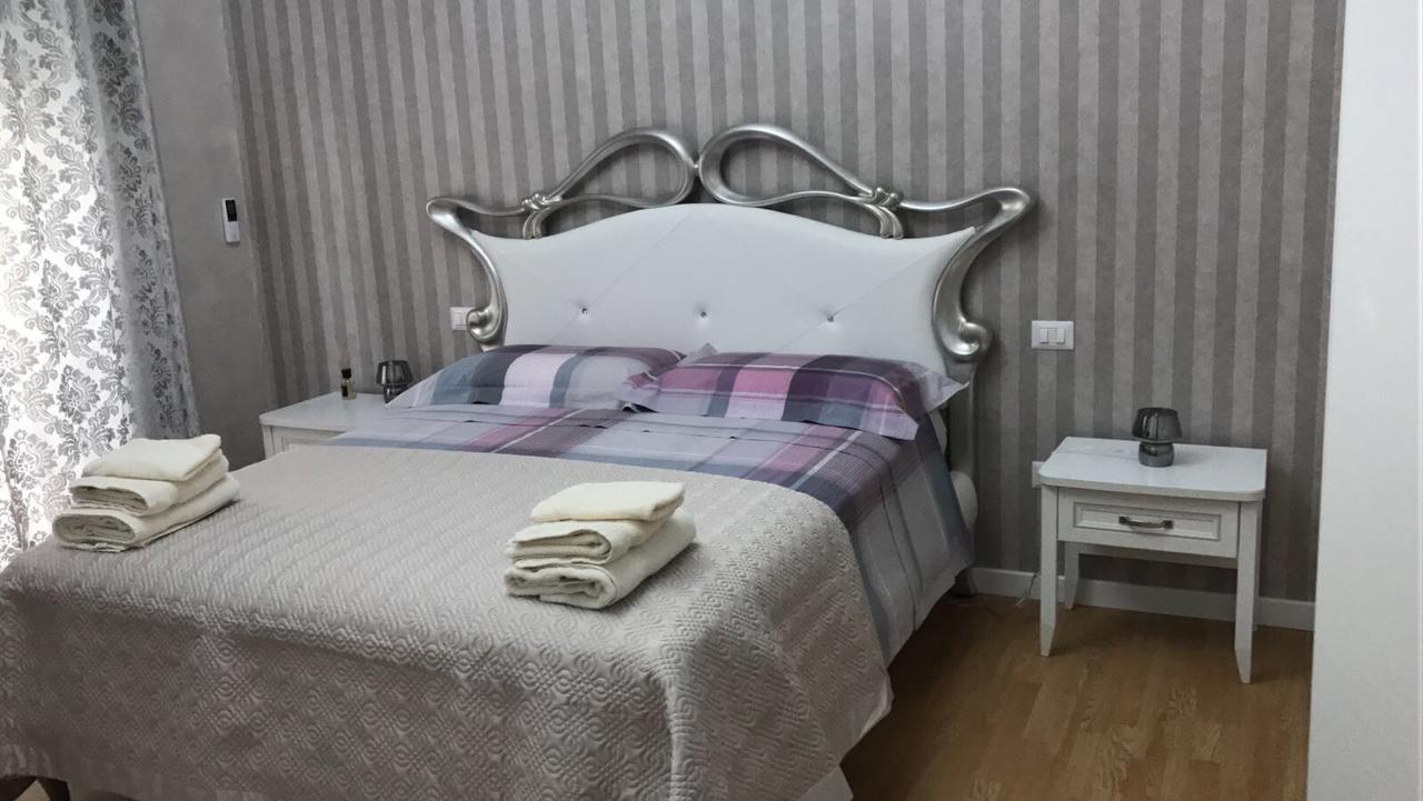 크로토네 Donna Margharet B&B 외부 사진