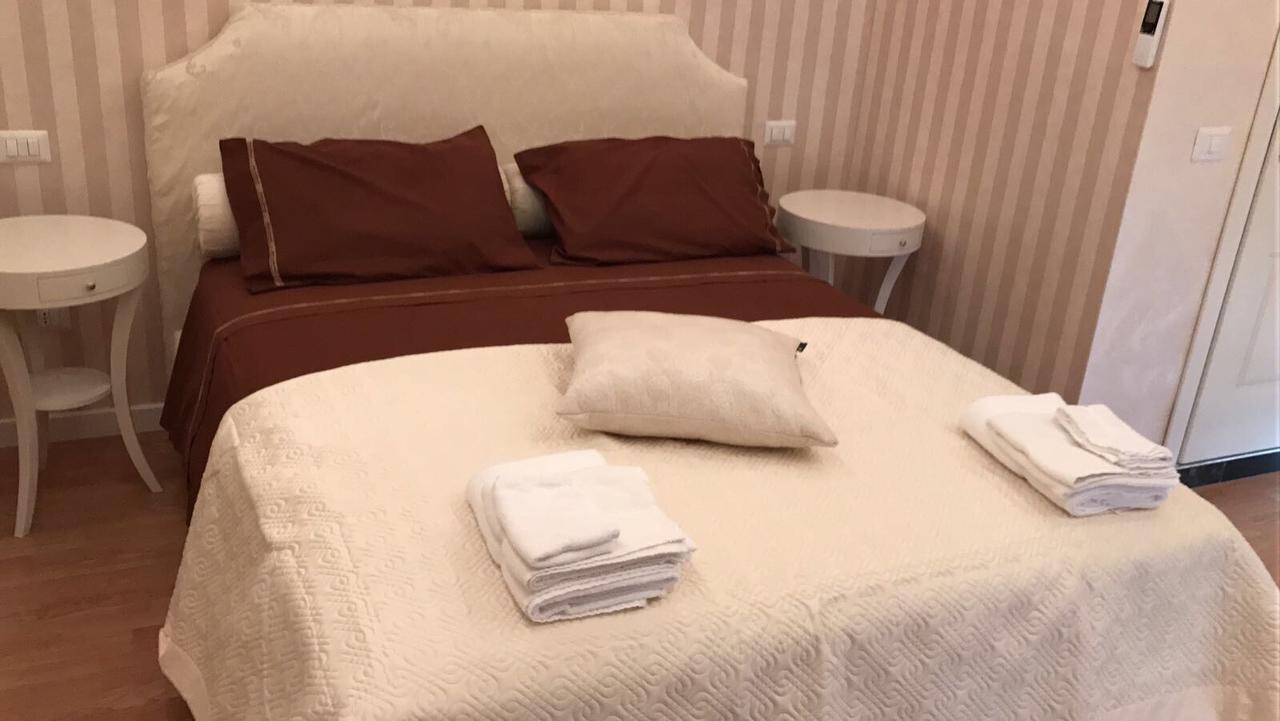 크로토네 Donna Margharet B&B 외부 사진