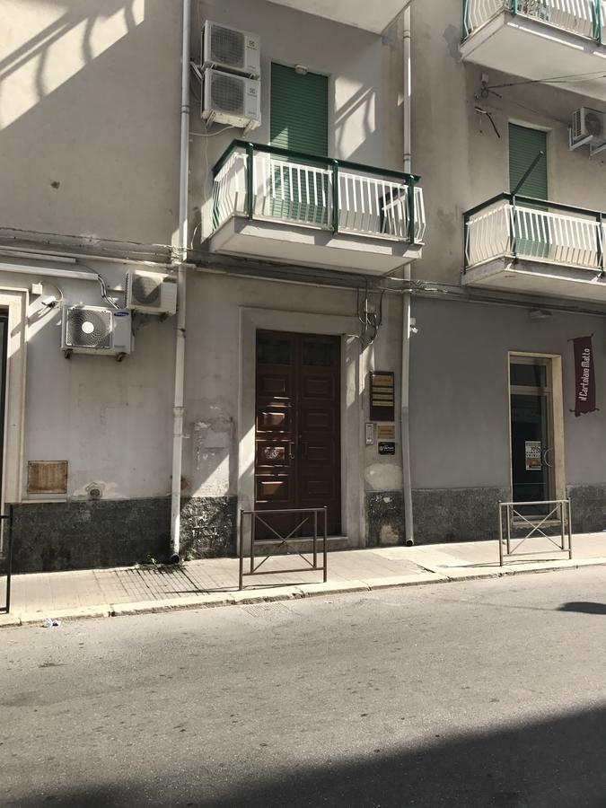 크로토네 Donna Margharet B&B 외부 사진