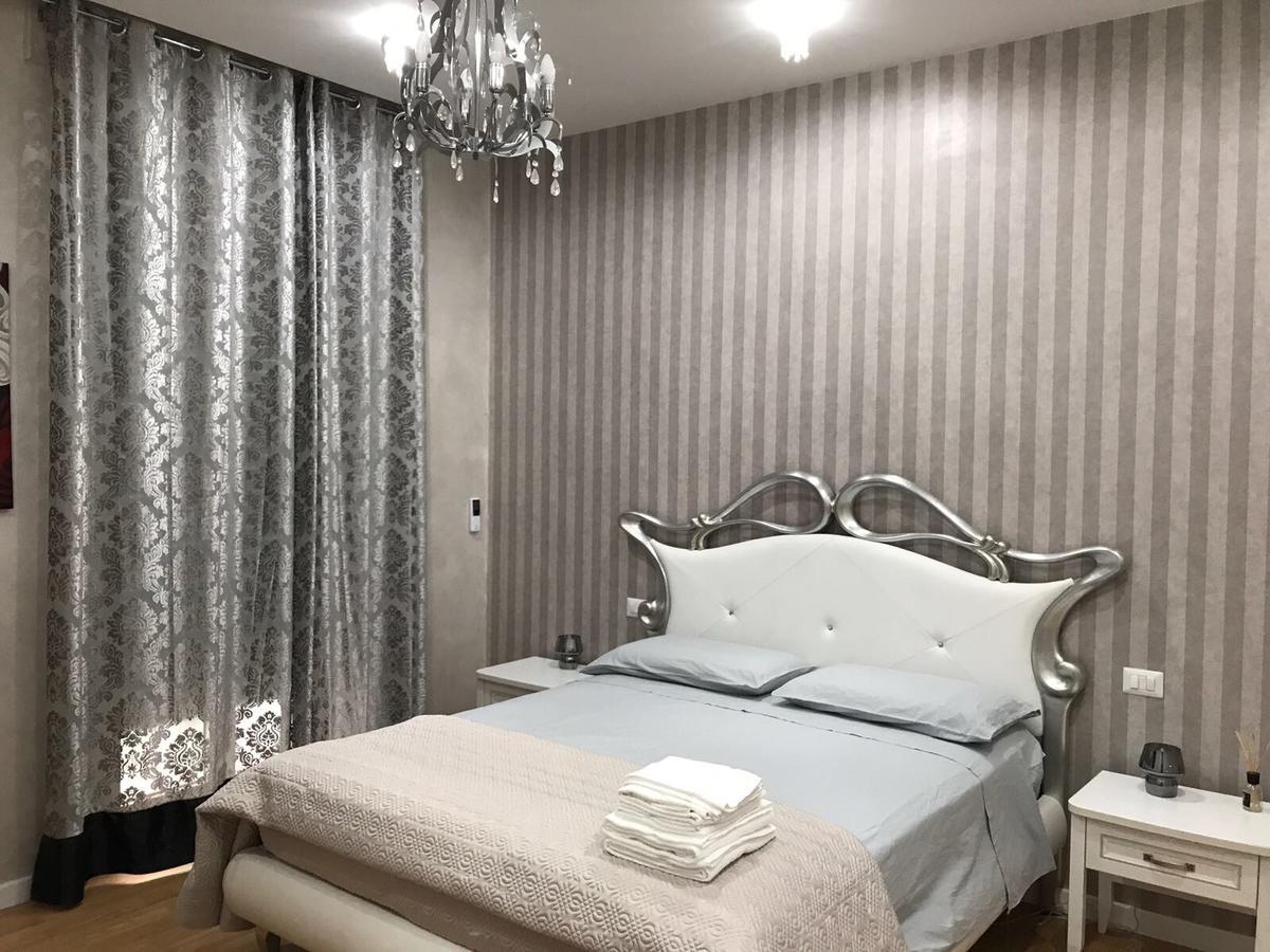 크로토네 Donna Margharet B&B 외부 사진