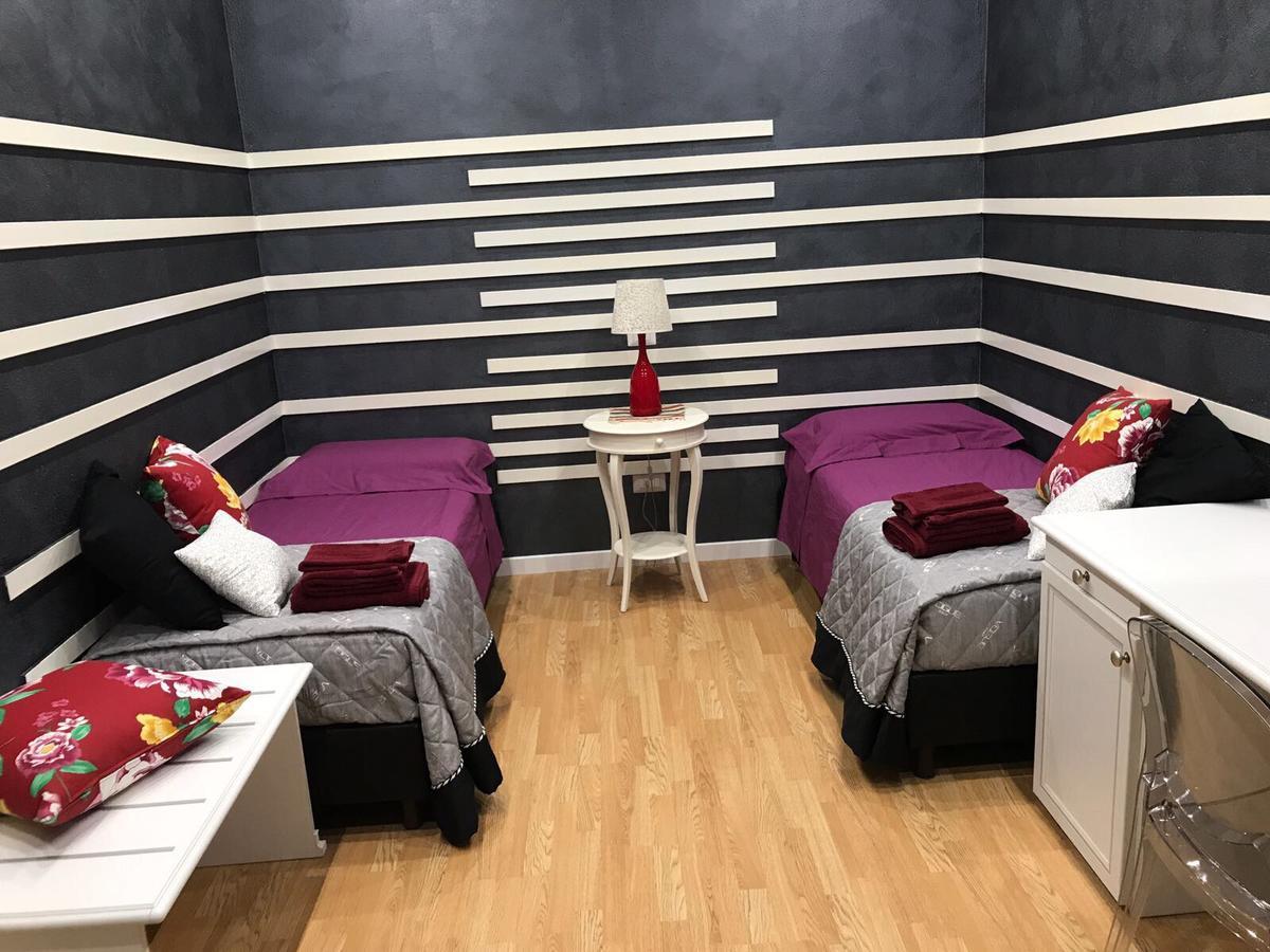 크로토네 Donna Margharet B&B 외부 사진
