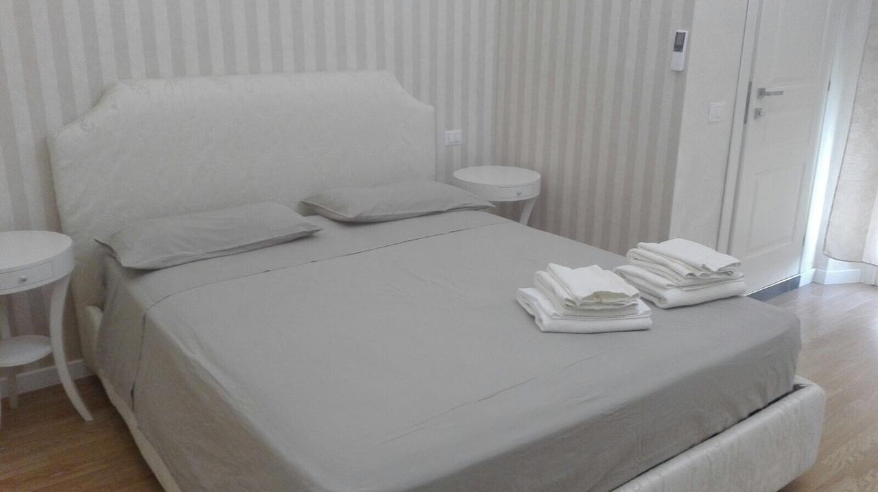 크로토네 Donna Margharet B&B 외부 사진